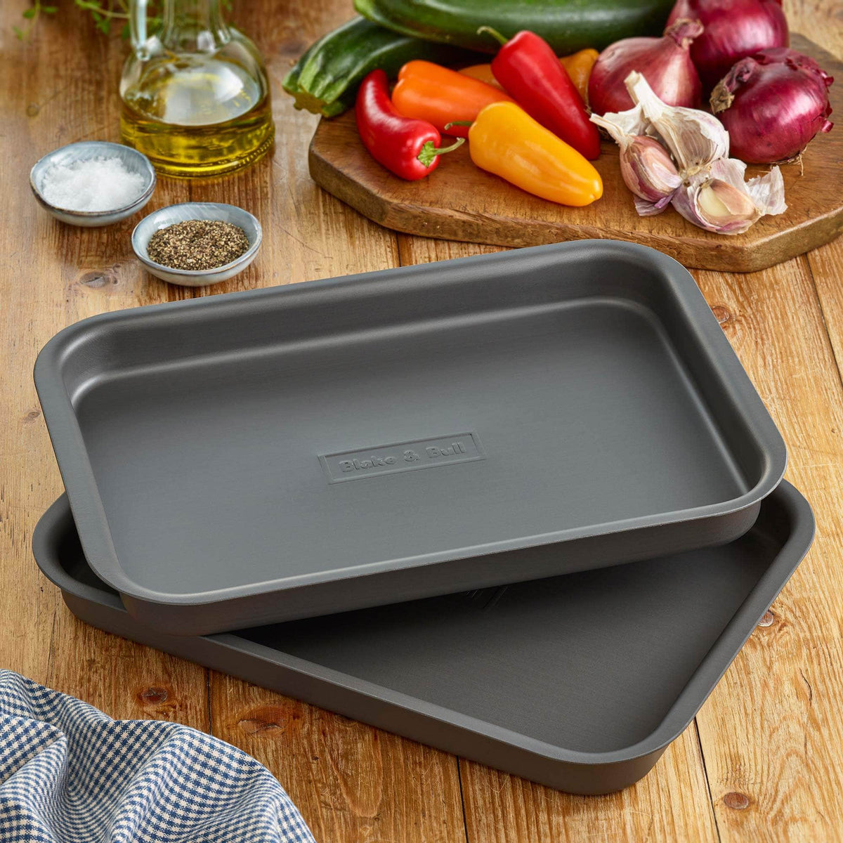 &#39;Fits on runners&#39; tray bake for use with Aga range cookers &#39;half oven&#39; size