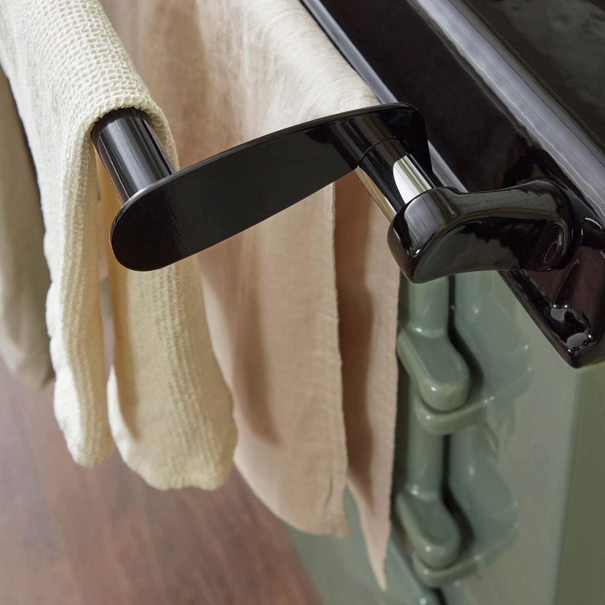 Large drying rail for use with Aga range cookers (gloss black)