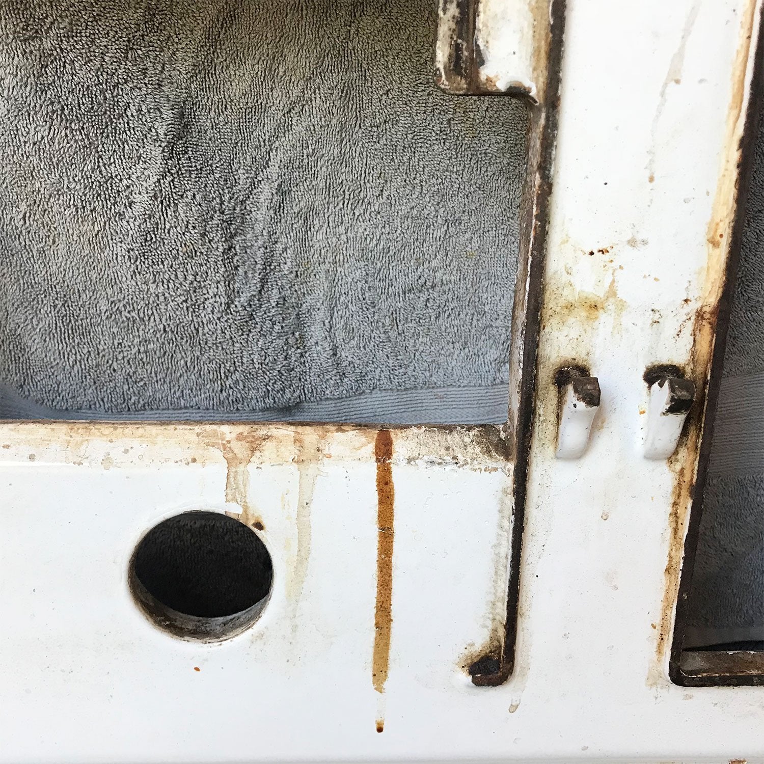 Cleaning really dirty enamel