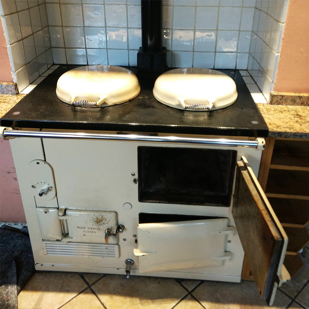 When Aga range cookers joined the oil revolution!