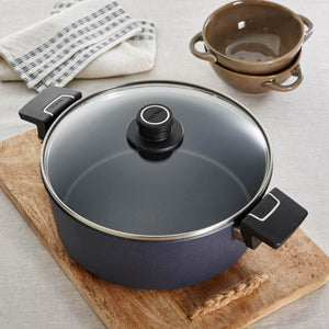 https://www.blakeandbull.co.uk/cdn/shop/products/Non-Stick-Casserole-With-Lid-On-Woll_300x.jpg?v=1647445396
