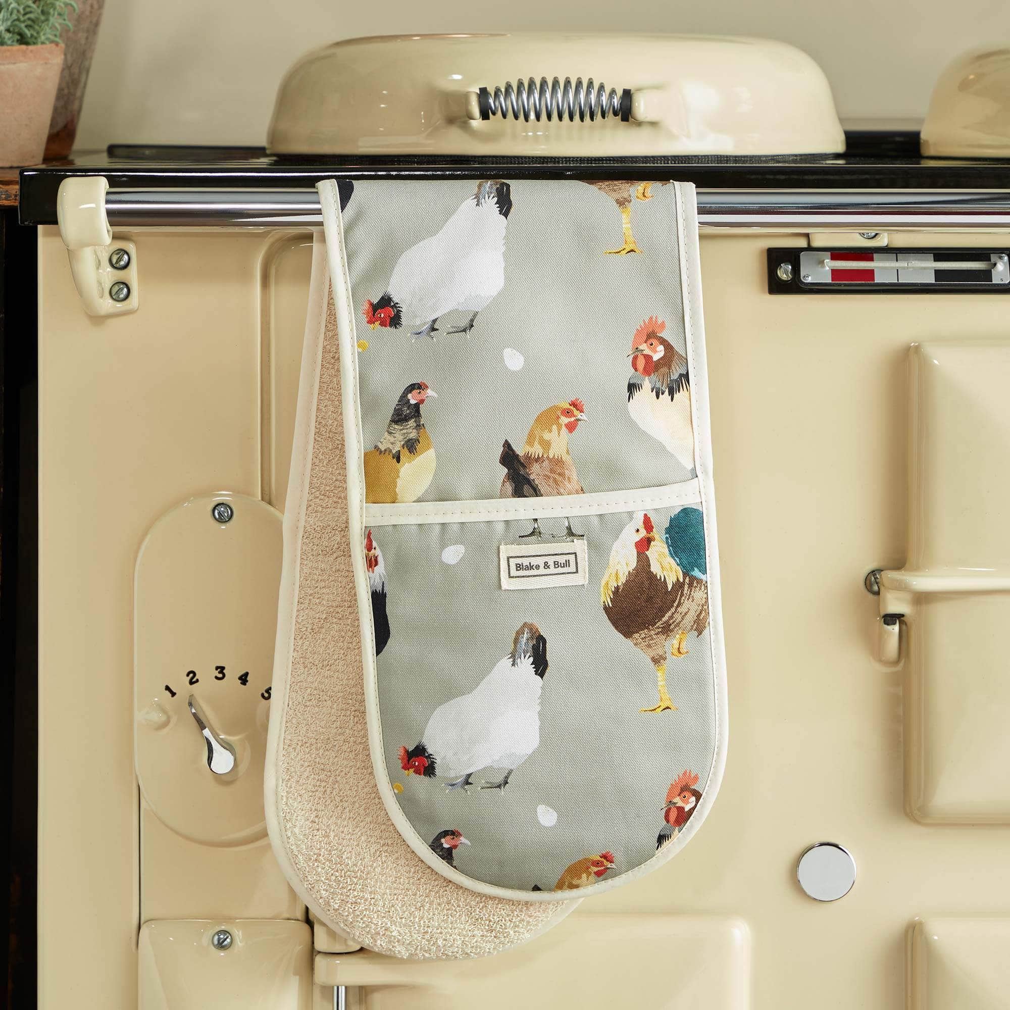 Oven glove for range cookers - 'The Chickens'