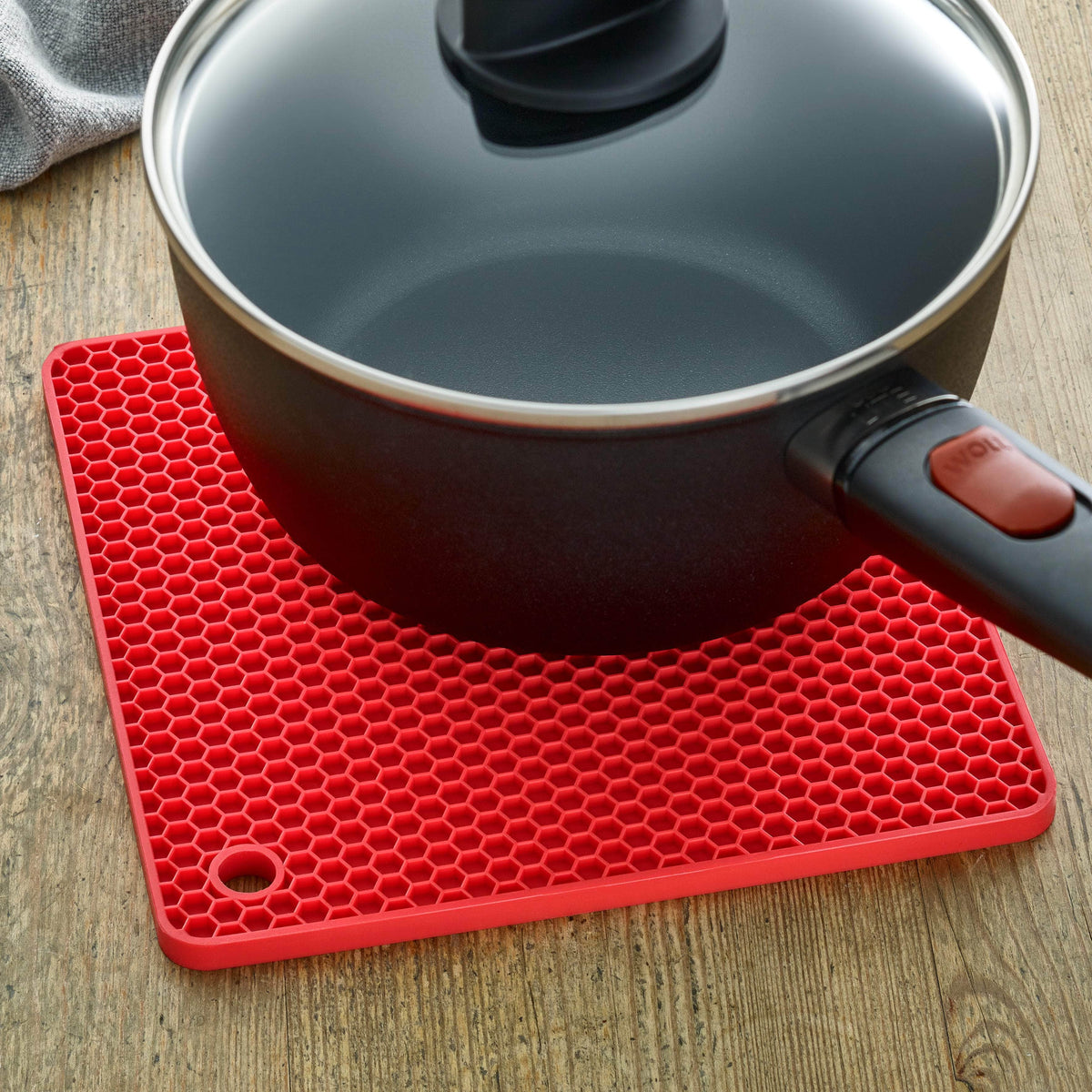 Woll™ Silicone Pot Holder &amp; Mat